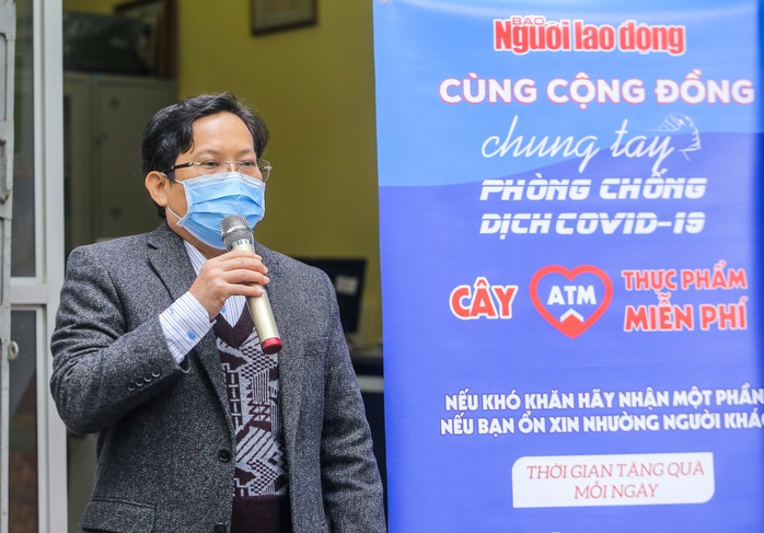 Báo Người Lao Động khai trương cây ATM thực phẩm miễn phí tại Hà Nội - Ảnh 5.