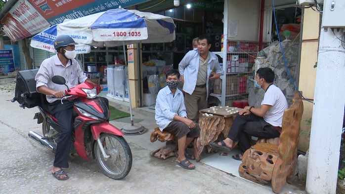 Bí thư đi từng ngõ, gõ từng nhà - Ảnh 3.