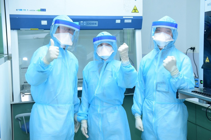 Bệnh viện FV được phép xét nghiệm virus SARS-CoV-2 - Ảnh 1.