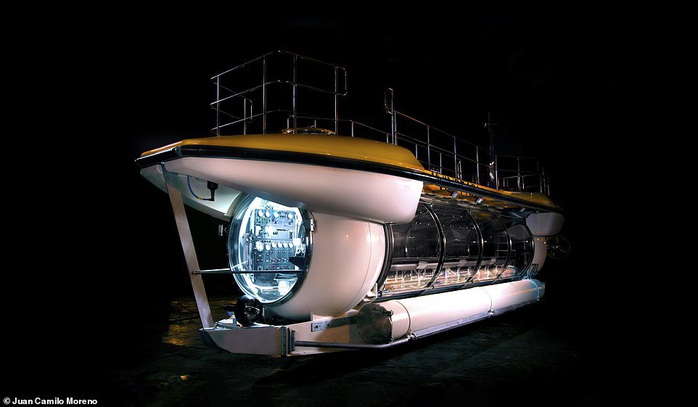 Bên trong tàu ngầm DeepView24 của tỉ phú Phạm Nhật Vượng có gì đặc biệt? - Ảnh 1.