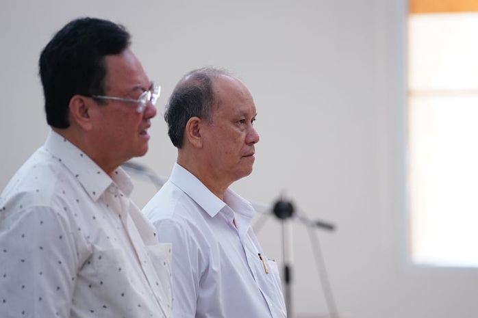 2 nguyên chủ tịch Đà Nẵng bị tuyên tổng cộng 27 năm tù, bắt giam tại tòa - Ảnh 8.