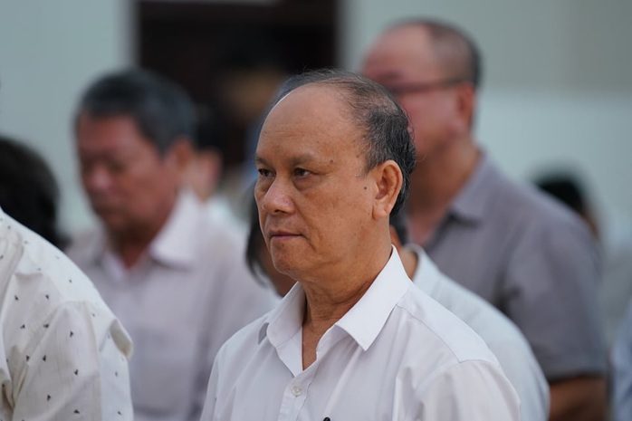2 nguyên chủ tịch Đà Nẵng bị tuyên tổng cộng 27 năm tù, bắt giam tại tòa - Ảnh 3.