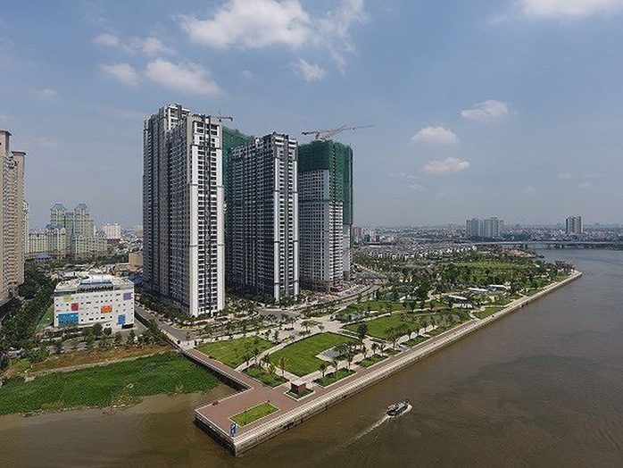 Vốn ngoại đổ vào bất động sản sụt giảm mạnh có đáng lo? - Ảnh 1. Vốn ngoại đổ vào bất động sản sụt giảm mạnh có đáng lo? - Ảnh 1.
