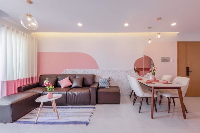 Ngôi nhà ngập sắc hồng cho cô nàng nữ tính - Ảnh 4. Ngôi nhà ngập sắc hồng cho cô nàng nữ tính - Ảnh 4.