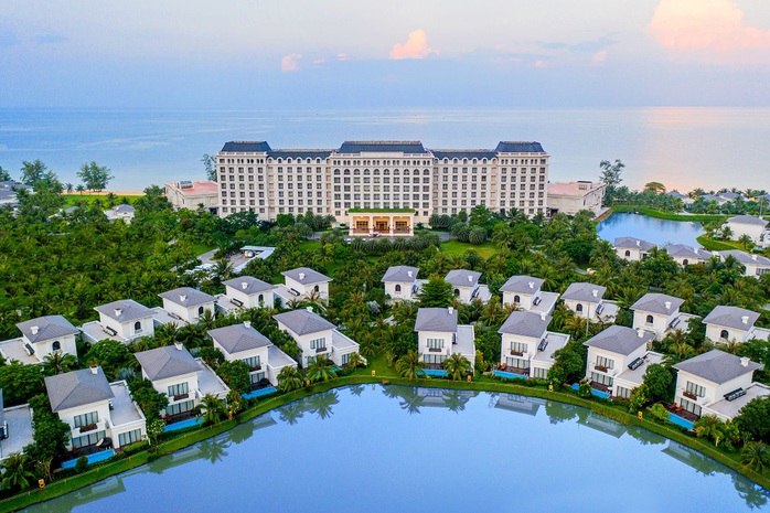Đổ vốn vào bất động sản nghỉ dưỡng, vì sao nên chọn mặt gửi vàng chủ đầu tư uy tín? - Ảnh 1. Đổ vốn vào bất động sản nghỉ dưỡng, vì sao nên chọn mặt gửi vàng chủ đầu tư uy tín? - Ảnh 1.