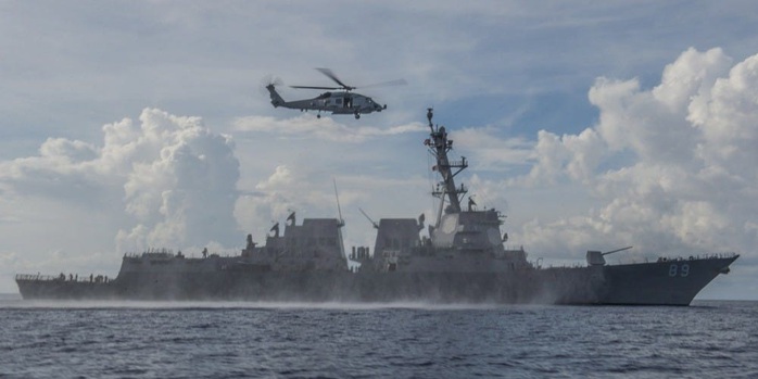 Mỹ tố nhiều vụ chạm trán không an toàn với Trung Quốc trên biển Đông - Ảnh 1.