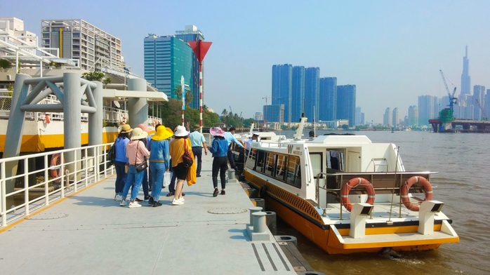 4 đường tour kích cầu đầy chất trải nghiệm tại TST tourist - Ảnh 2. 4 đường tour kích cầu đầy chất trải nghiệm tại TST tourist - Ảnh 2.