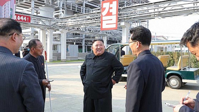 Hình ảnh mới về ông Kim Jong-un hé lộ điều gì? - Ảnh 4.