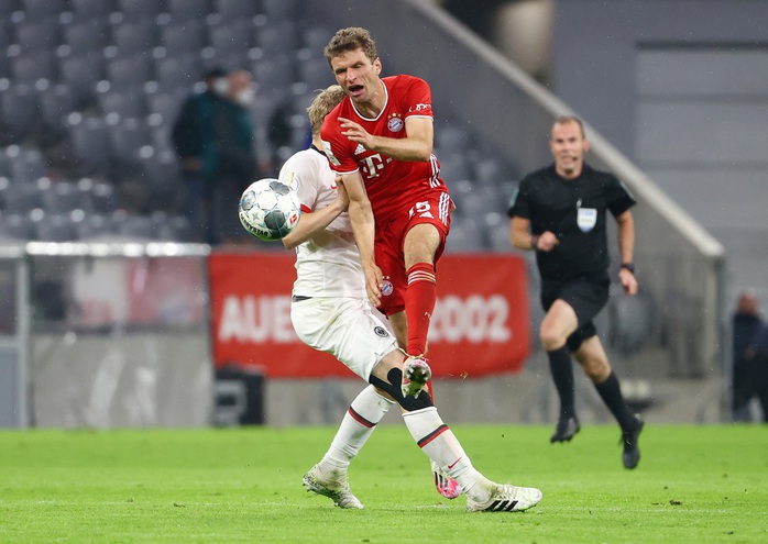 Giành vé dự chung kết DFB Pokal, Bayern Munich hướng tới cú ăn ba lịch sử - Ảnh 7.
