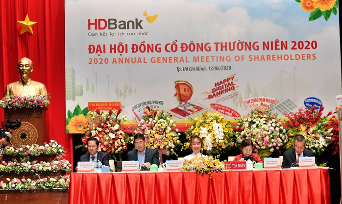 Ngân hàng Nhà nước đang xem xét hồ sơ PGBank sáp nhập HDBank - Ảnh 1. Ngân hàng Nhà nước đang xem xét hồ sơ PGBank sáp nhập HDBank - Ảnh 1.
