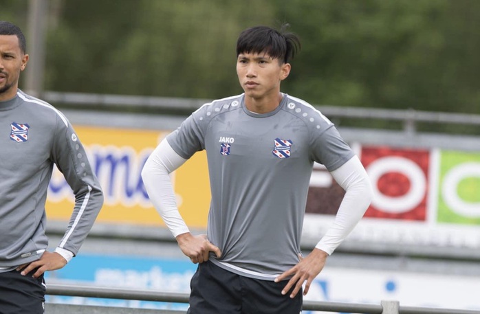 CLB Heerenveen im lặng trước thắc mắc của Hà Nội FC về việc tái ký với Đoàn Văn Hậu - Ảnh 3.