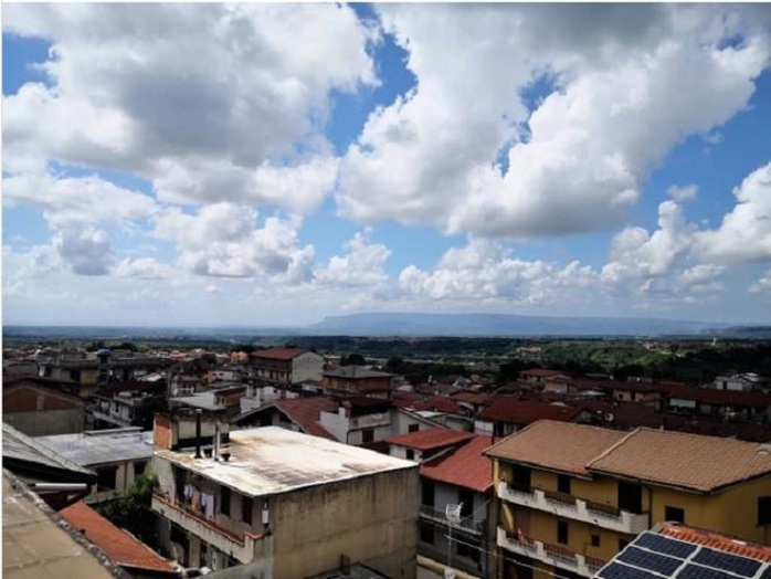 Bên trong ngôi làng tuyệt đẹp ở Italy, chỉ 30.000 đồng/căn nhà - Ảnh 7. Bên trong ngôi làng tuyệt đẹp ở Italy, chỉ 30.000 đồng/căn nhà - Ảnh 7.