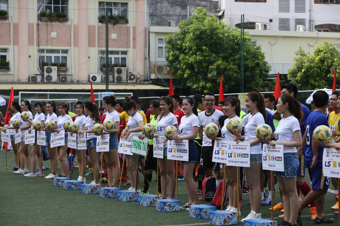 Giải futsal Hội Nhà báo TP HCM: Sân chơi vui khỏe của người cầm bút - Ảnh 4.