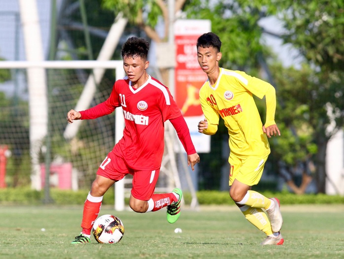 B.Bình Dương ngược dòng thắng kịch tính SLNA ngày ra quân VCK U19 Quốc gia 2020 - Ảnh 1.