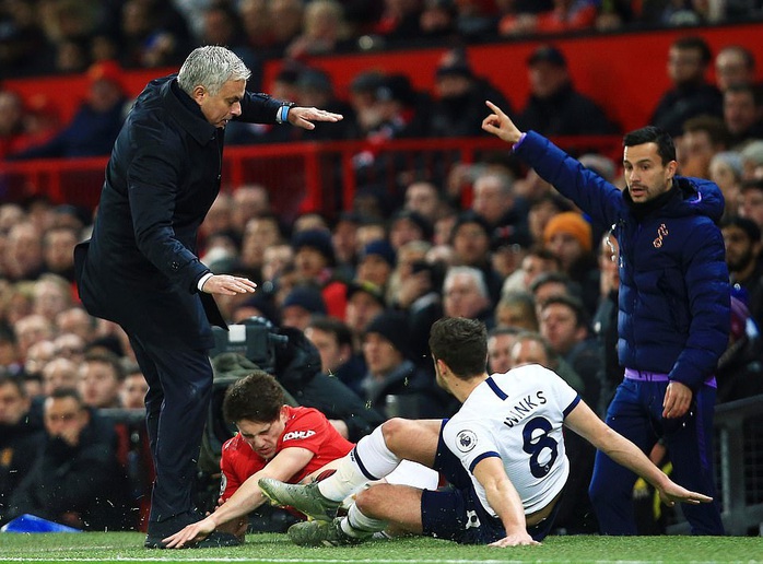 Jose Mourinho chọc ngoáy Man United, chê đội bóng cũ ăn may - Ảnh 5.