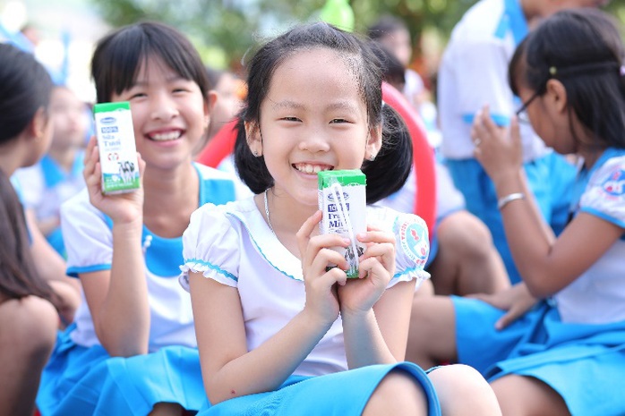 Vinamilk tặng món quà 1-6 đặc biệt đến với trẻ em Quảng Nam - Ảnh 3.