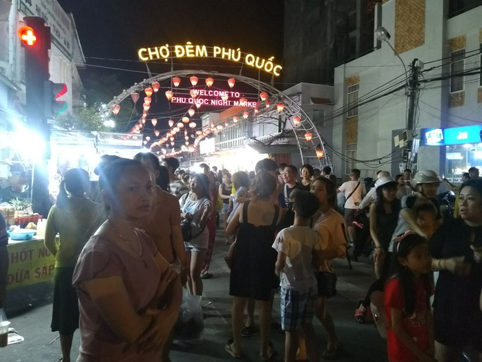 Phú Quốc sẽ có thêm nhiều chợ đêm - Ảnh 2.