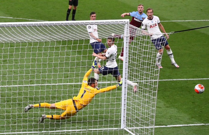 Harry Kane tỏa sáng, Tottenham cảnh báo sân cỏ Ngoại hạng - Ảnh 2.