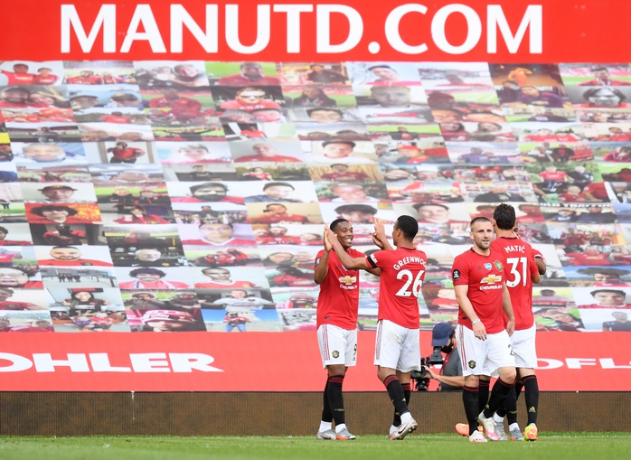 Hat-trick Martial phá dớp săn bàn, Man United bùng nổ ở Old Trafford - Ảnh 7.