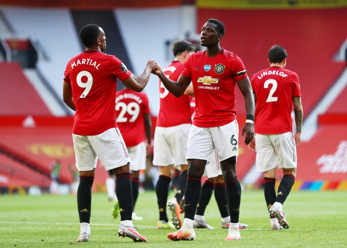 Hat-trick Martial phá dớp săn bàn, Man United bùng nổ ở Old Trafford - Ảnh 4.