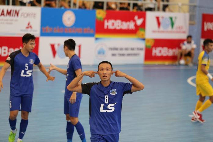 Đánh bại chủ nhà, Thái Sơn Nam giành ngôi đầu bảng VCK Futsal HDBank VĐQG 2020 - Ảnh 2.