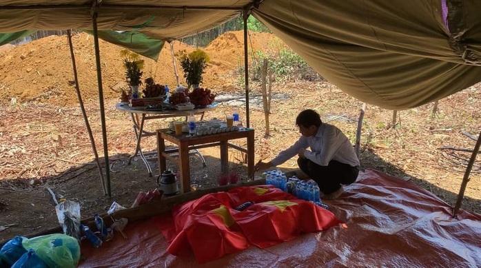 Quảng Nam: Phát hiện hố chôn tập thể 17 chiến sĩ đặc công hi sinh 50 năm trước - Ảnh 2.