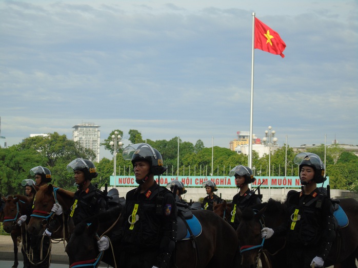 Thủ tướng và Chủ tịch Quốc hội dự Lễ ra mắt Đoàn Cảnh sát cơ động Kỵ binh - Ảnh 15.