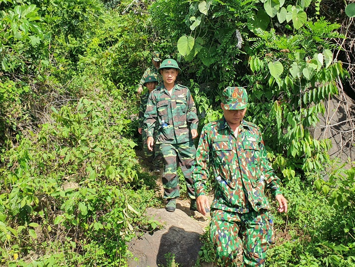 Cục Điều tra Hình sự Bộ Quốc phòng vào cuộc truy bắt kẻ giết người vượt ngục - Ảnh 2.