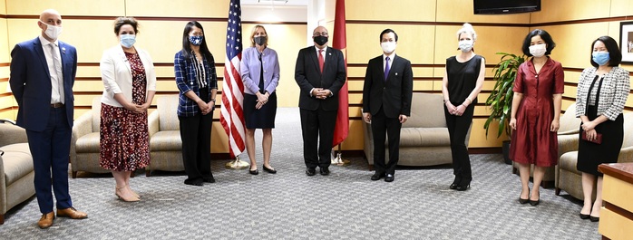 Tổng Bí thư, Chủ tịch nước và Tổng thống Donald Trump chúc mừng 25 năm quan hệ Việt - Mỹ - Ảnh 4.