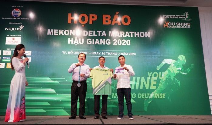 Hấp dẫn, thú vị đường chạy Mekong Delta Marathon 2020 - Ảnh 1.