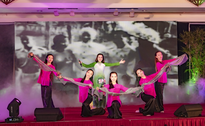 Saigontourist Group tổ chức hội diễn văn nghệ dành cho công nhân - viên chức - lao động - Ảnh 3.