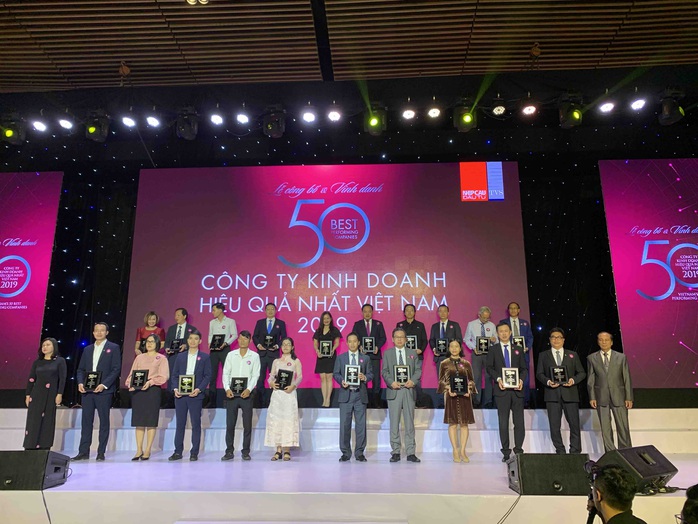 Nam Long đạt “top 50 Công ty kinh doanh hiệu quả nhất Việt Nam 2020” - Ảnh 1. Nam Long đạt “top 50 Công ty kinh doanh hiệu quả nhất Việt Nam 2020” - Ảnh 1.