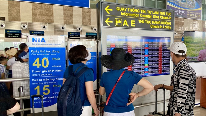 Sân bay Nội Bài ngừng phát thanh thông tin chuyến bay - Ảnh 2.