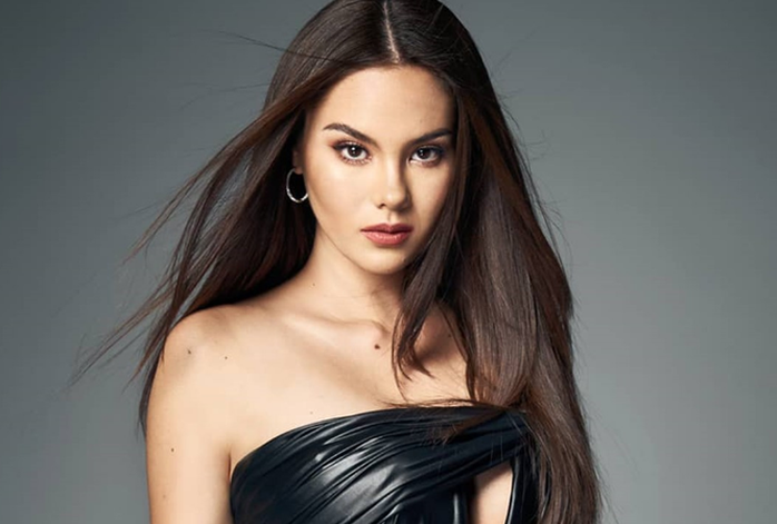 Hoa hậu Hoàn vũ Catriona Gray nhờ cảnh sát điều tra vụ ảnh ngực trần - Ảnh 1.