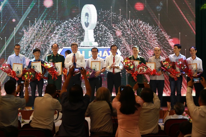 Báo Người Lao Động đoạt giải Nhất Giải Báo chí Huỳnh Thúc Kháng - Ảnh 2.