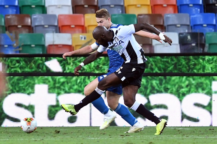 Thua sốc đối thủ lo trụ hạng, Juventus sắp mất ngôi Serie A - Ảnh 5.