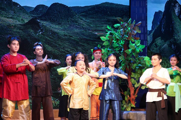 Nhà hát Trần Hữu Trang chiêu dụ khán giả nhí bằng chương trình nghệ thuật miễn phí - Ảnh 3.