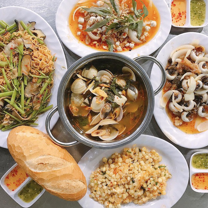 Chợ Hàng Dương và những thiên đường hải sản tươi ngon ở TP HCM - Ảnh 8.