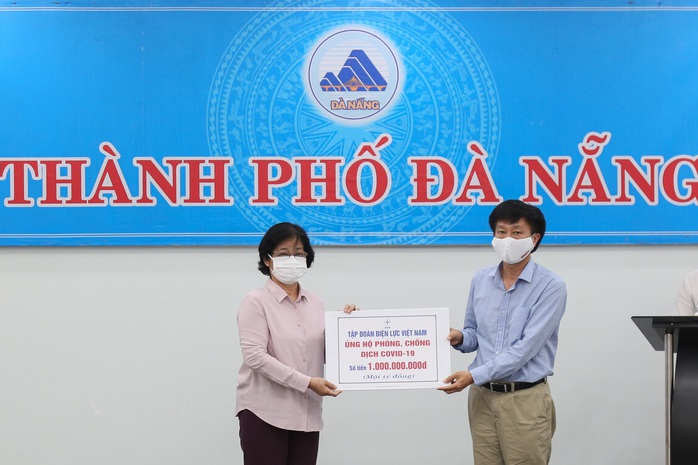 Tập đoàn Vingroup hỗ trợ Đà Nẵng 100 máy thở trong dịch Covid-19 - Ảnh 4.