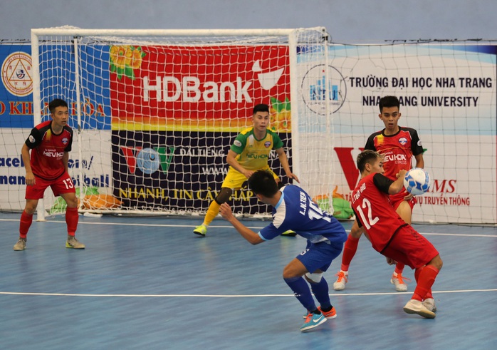 Lượt 8 VCK Futsal HDBank VĐQG 2020: Sahako hụt hơi, Thái Sơn Nam vô địch lượt đi - Ảnh 3.