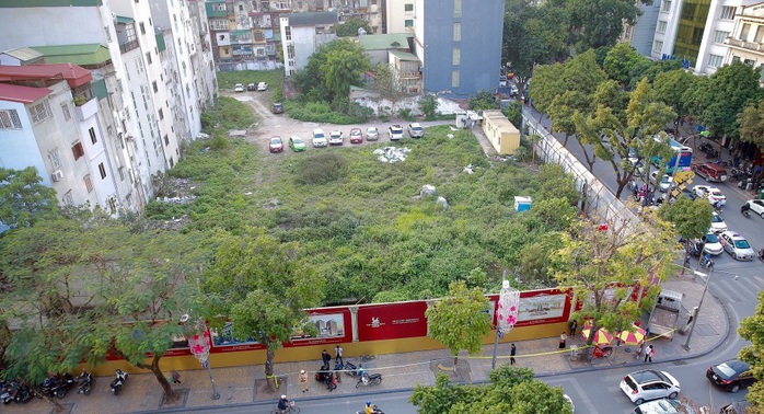 5 nút thắt “gây khó” thị trường bất động sản - Ảnh 1. 5 nút thắt “gây khó” thị trường bất động sản - Ảnh 1.