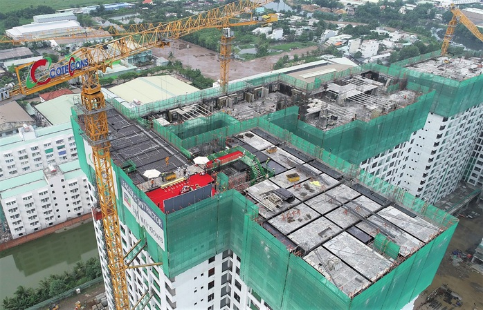 Akari City thi công vượt tiến độ, chính thức cất nóc giai đoạn 1 - Ảnh 1. Akari City thi công vượt tiến độ, chính thức cất nóc giai đoạn 1 - Ảnh 1.