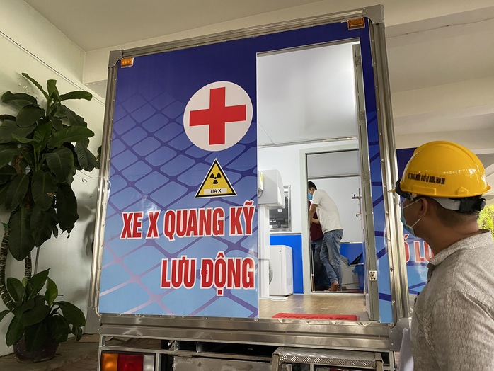 Cận cảnh bệnh viện dã chiến Tiên Sơn - Đà Nẵng trước giờ tiếp nhận bệnh nhân - Ảnh 3.