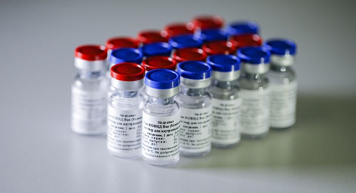 Nga cung cấp vắc-xin Covid-19 miễn phí cho người dân - Ảnh 2.