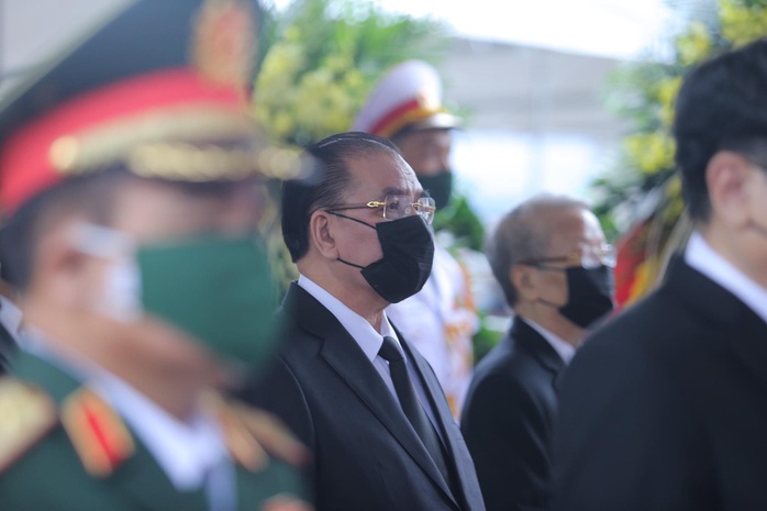 Thủ tướng Nguyễn Xuân Phúc, Chủ tịch QH Nguyễn Thị Kim Ngân viếng nguyên Tổng Bí thư Lê Khả Phiêu - Ảnh 12.