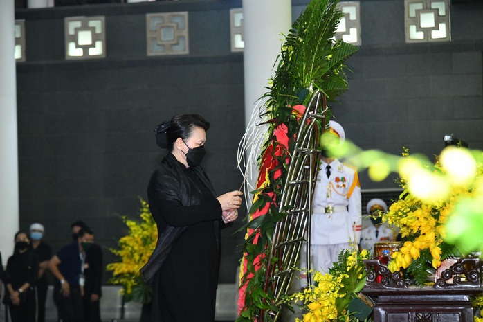 Thủ tướng Nguyễn Xuân Phúc, Chủ tịch QH Nguyễn Thị Kim Ngân viếng nguyên Tổng Bí thư Lê Khả Phiêu - Ảnh 29.