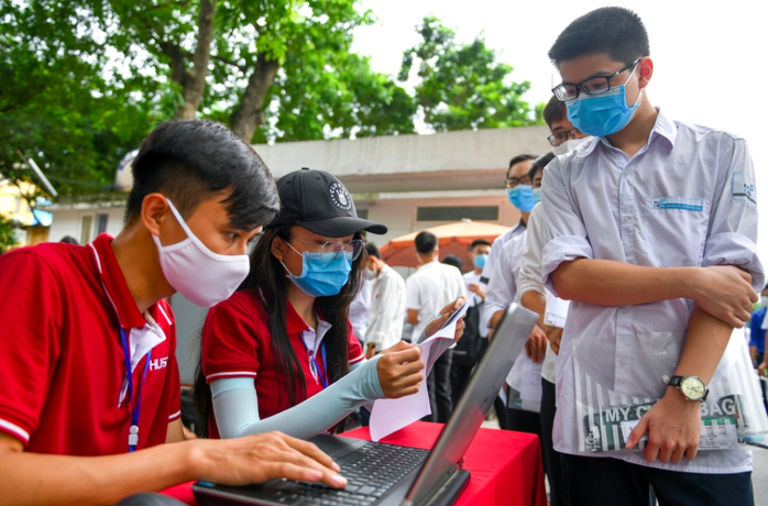 Hơn 5.600 thí sinh làm bài kiểm tra tư duy dài 21 trang vào Trường ĐH Bách khoa Hà Nội - Ảnh 2.