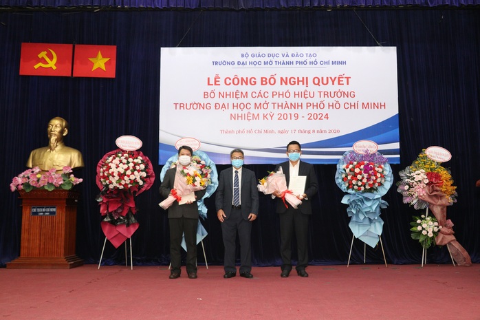 Trường ĐH Mở TP HCM có 2 phó hiệu trưởng mới - Ảnh 1.