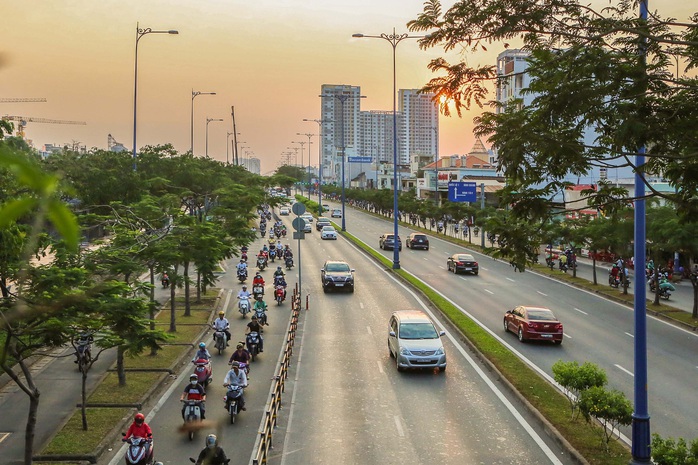 Buýt nhanh: Chưa cần làm vội - Ảnh 1.