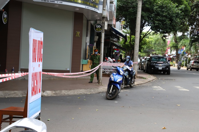 Người ở Đắk Lắk mắc Covid-19 từng đi đám cưới, đám ma và du lịch nhiều tỉnh, thành - Ảnh 2.